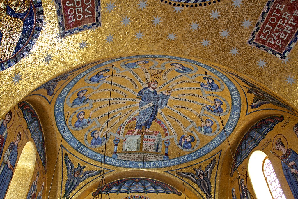 le mont Sainte-Odile Sainte Odile klooster hdr abbaye abdij kerk elzas france frankrijk sint odilia